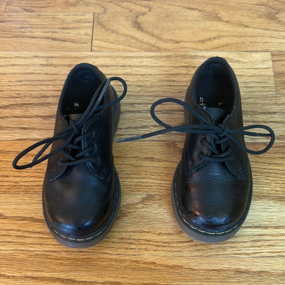 Dr. Martens Toddler LEATHER OXFORD SHOES Size US 8 Black